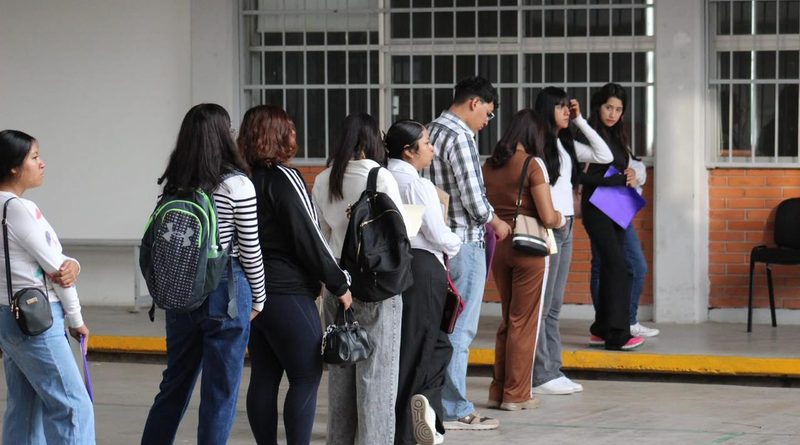 GOBIERNO DEL ESTADO TIENE DISPONIBLES MÁS DE 6 MIL 500 BECAS UNIVERSITARIAS