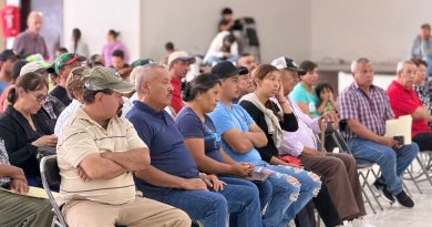 FAMILIAS DE CHARCAS AVANZAN EN REGULARIZACIÓN DE SUS PROPIEDADES