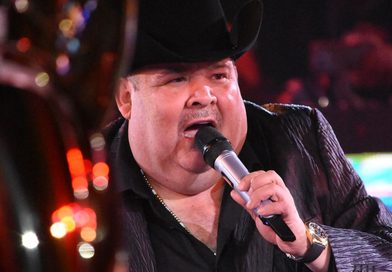 EL COYOTE LLENA DE ÉXITOS Y MÚSICA SIN LÍMITES EL PALENQUE DE LA FENAPO