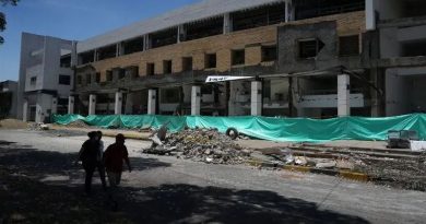 COLOMBIA ELEVA A 319 EL NÚMERO DE MUERTOS POR EL TERREMOTO DE 7.4 GRADOS