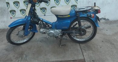 Policía de la Capital recupera motocicleta con reporte de robo vigente