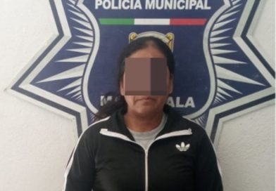 DETIENEN A MUJER POR PRESUNTO ROBO DE DINERO EN CARLOS LASSO