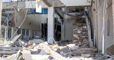 TERREMOTO DE MAGNITUD 7.7 EN INDONESIA DEJA 53 MUERTOS, 135 HERIDOS Y 5 MIL EVACUADOS