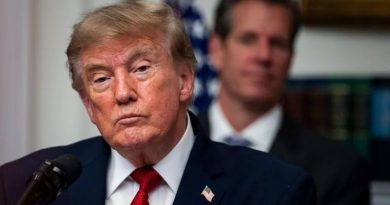 TRUMP ACUSA A CANADÁ DE IMPONER «ENORMES ARANCELES» A AGRICULTORES DE EU