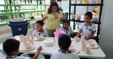 DIF ESTATAL MEJORA ESPACIOS DE ALIMENTACIÓN ESCOLAR EN XILITLA