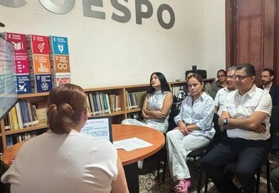 CONTRALORÍA CAPACITA A PERSONAL DE COESPO PARA MEJORAR EL SERVICIO PÚBLICO