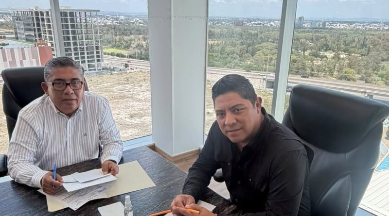 RICARDO GALLARDO Y JUAN MANUEL NAVARRO VAN POR MÁS OBRAS PARA SOLEDAD
