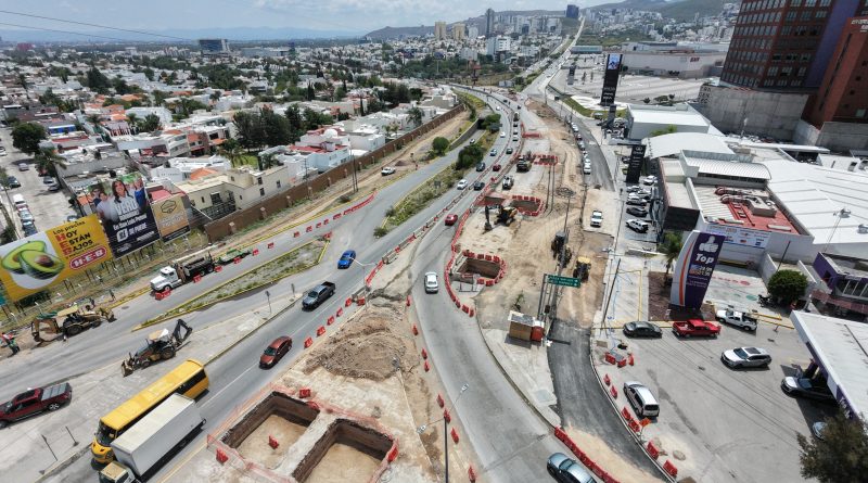 MAGNA OBRA DEL PUENTE DE LA FAMILIA AVANZA CONFORME A LOS TIEMPOS ESTABLECIDOS: RICARDO GALLARDO