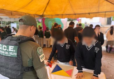 FERIA DE SEGURIDAD ACERCA SERVICIOS Y PREVENCIÓN A TIERRA NUEVA