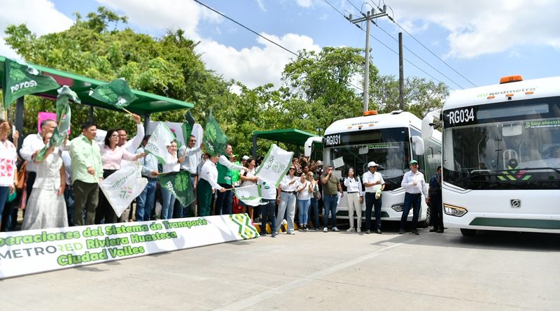 HABITANTES AGRADECEN AL GOBERNADOR RICARDO GALLARDO LLEGADA DE LA REDMETRO RIVIERA HUASTECA