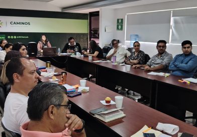GOBIERNO DEL CAMBIO CAPACITA A PERSONAL PARA BRINDAR UN SERVICIO DE CALIDAD