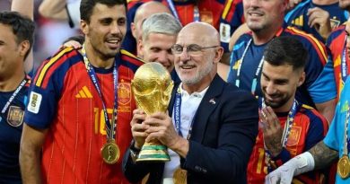 ESPAÑA EXTIENDE CONTRATO DE LUIS DE LA FUENTE HASTA 2032