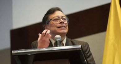 GUSTAVO PETRO VISITA MÉXICO, DARÁ CONFERENCIA SOBRE LA ROBOTIZACIÓN Y EL FASCISMO