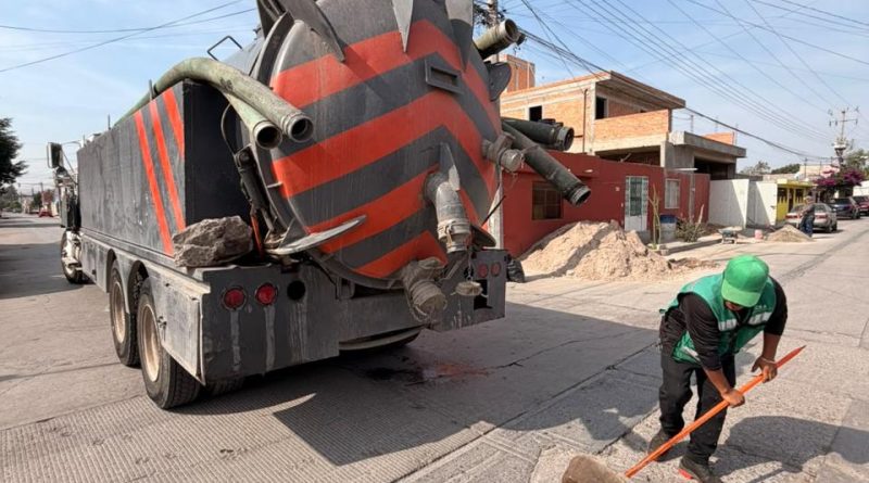 CEA LIMPIA 6.6 KILÓMETROS DE DRENAJE PARA REDUCIR RIESGOS DURANTE LAS LLUVIAS