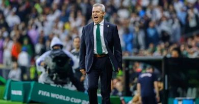 JAVIER AGUIRRE RECHAZÓ A DOS SELECCIONES PARA LLEGAR AL VALENCIA