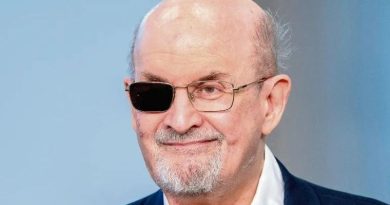 SALMAN RUSHDIE: 20 LIBROS Y UNA VIDA