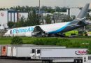 SE ESTRELLA AVIÓN DE AMAZON; HAY CINCO FALLECIDOS Y CINCO HERIDOS
