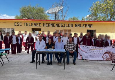 DEFENSORÍA ACERCA ORIENTACIÓN LEGAL A JÓVENES DE LAS CUATRO REGIONES