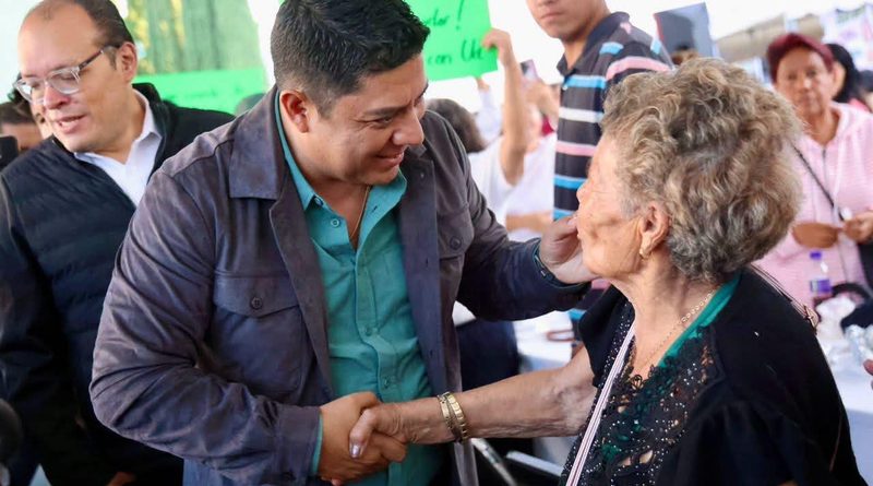 EL GOBERNADOR RICARDO GALLARDO CONTINÚA CON LA ATENCIÓN DIRECTA EN LOS HOGARES POTOSINOS