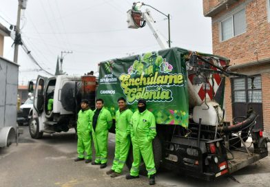 EL GOBERNADOR RICARDO GALLARDO LLEVA ENCHÚLAME LA COLONIA AL BARRIO LOS VERGELES