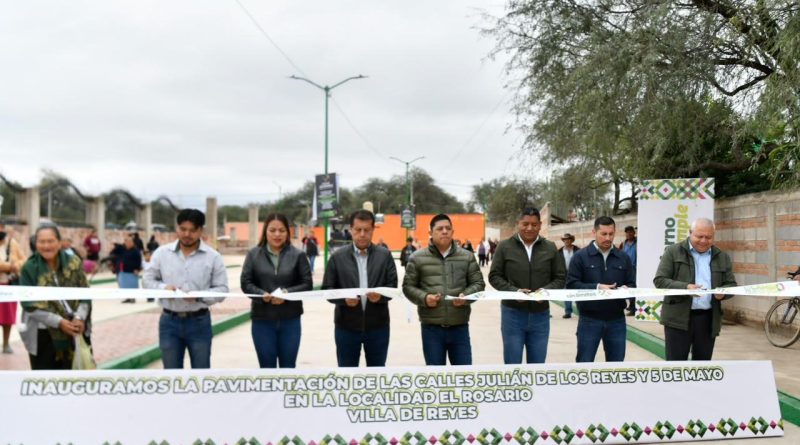 EL GOBERNADOR RICARDO GALLARDO ENTREGA NUEVAS CALLES EN VILLA DE REYES