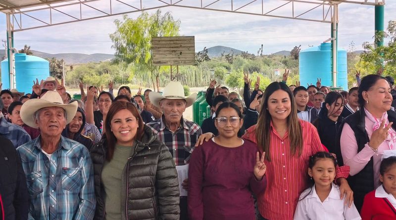 GOBIERNO DE CEDRAL Y DIF ESTATAL FORTALECEN ENTREGA DE APOYOS A FAMILIAS DEL MUNICIPIO