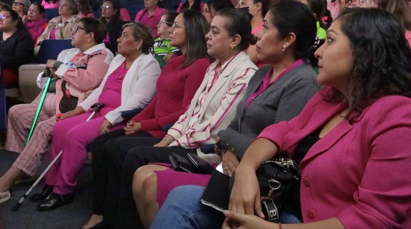 DIF ESTATAL PROMUEVE LA DETECCIÓN OPORTUNA DEL CÁNCER DE MAMA