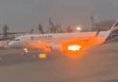 AVIÓN SE INCENDIA CUANDO SE PREPARABA PARA DESPEGAR DEL AEROPUERTO DE LIMA