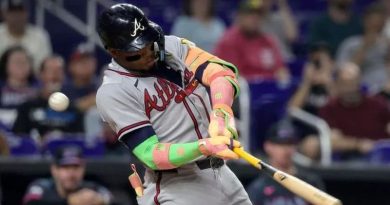 BRAVES ELIMINAN A LOS PHILLIES Y COMPLETAN LOS OCHO EQUIPOS DE LAS SERIES DIVISIONALES
