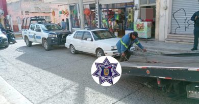 POLICÍA MUNICIPAL LOCALIZÓ UN AUTOMOVIL CON REPORTE DE ROBO