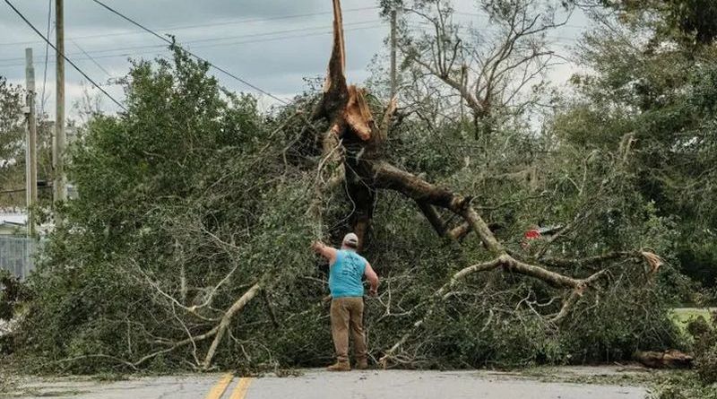 ‘ISAÍAS’ DEJA AL MENOS CUATRO MUERTOS EN ALABAMA Y FLORIDA