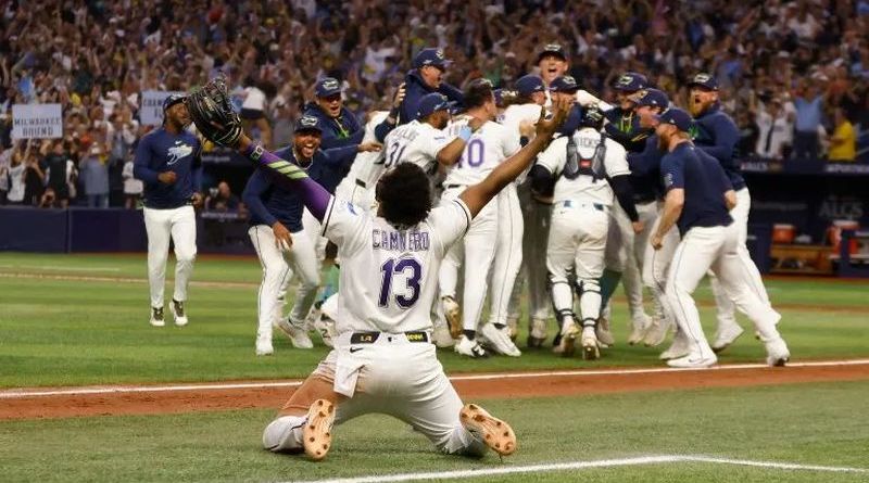 RAYS CONQUISTAN LA AMERICANA Y VAN POR SU PRIMERA SERIE MUNDIAL