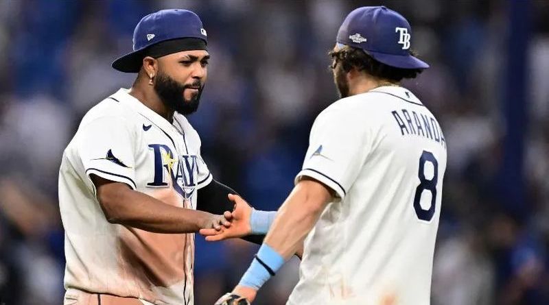 YANKEES SE HUNDEN ANTE RAYS Y QUEDAN A UNA DERROTA DE LA ELIMINACIÓN