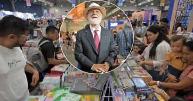 ¿ESTAMOS PERDIENDO LA CAPACIDAD DE COMPRENDER LO QUE LEEMOS? LA ADVERTENCIA DE ALBERTO MANGUEL